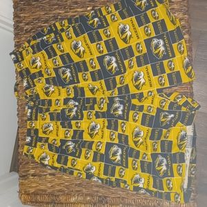 Sideline Apparel MU pj shorts size L